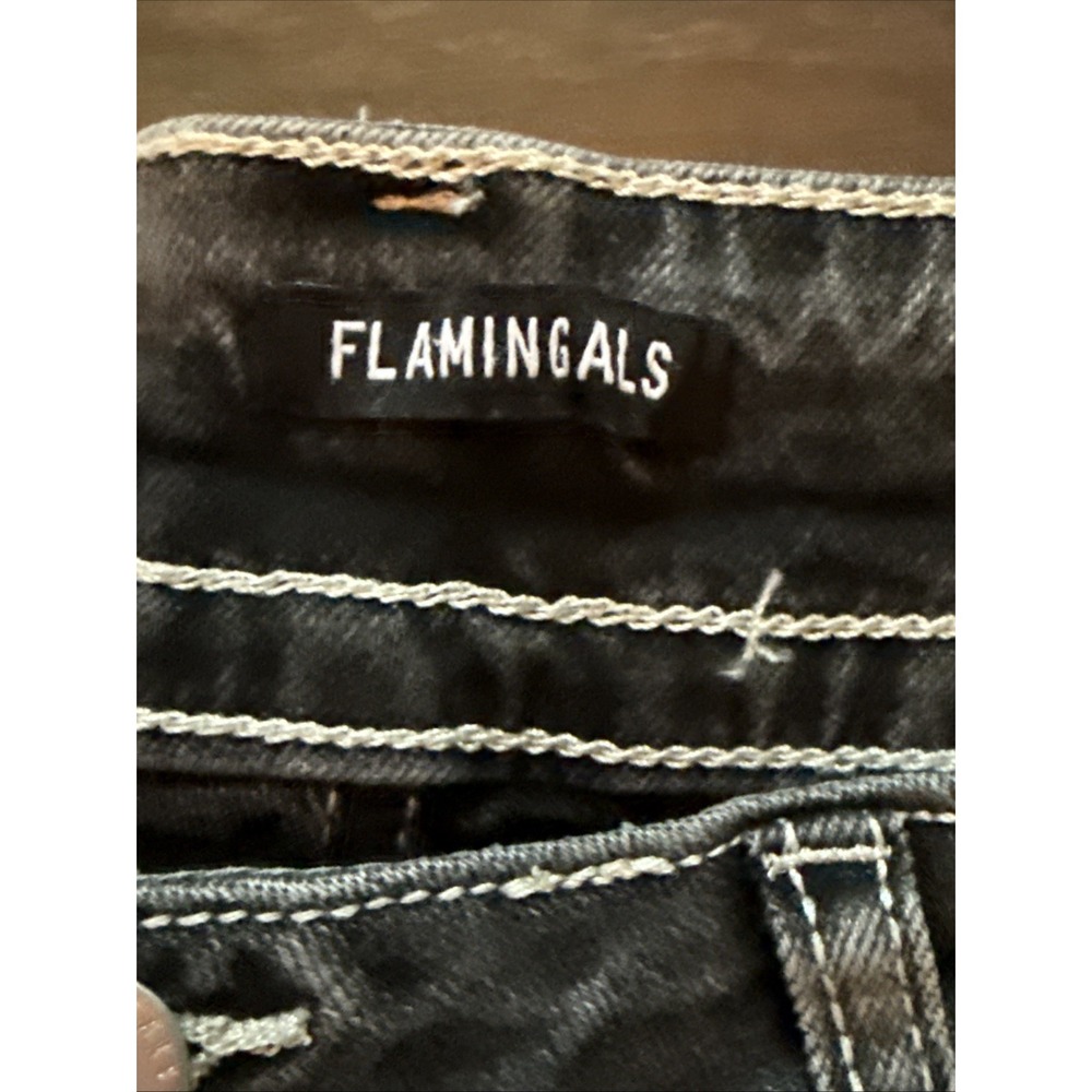 Flamingals Straight Leg Jeans Women 2XL Black NEW Distressed Mid-Rise 30.5 In - Picture 3 of 16